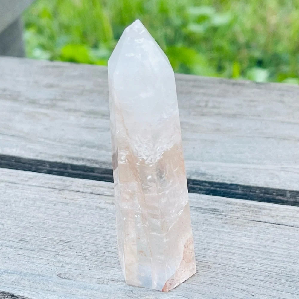 New Natural Rare Ferruginous Quartz Crystal Clear Red Line Small Tower Stone